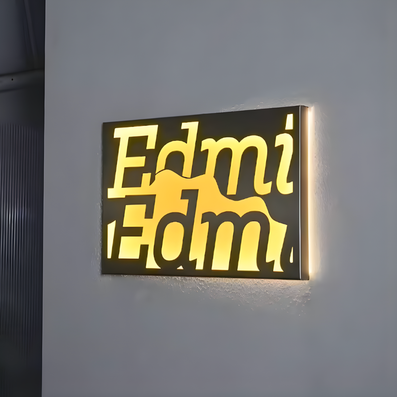 Clean-edge hollow-out lightbox with even, modern LED lighting