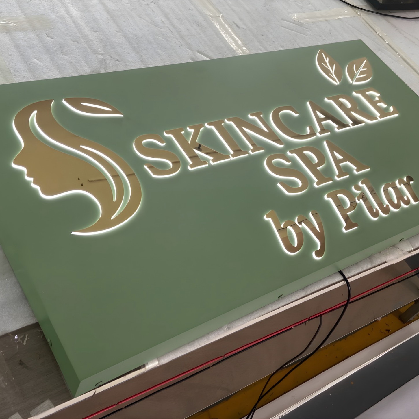 Push-through Lightbox – Lux Signage Co