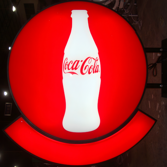 Weather-ready vacuum-formed LED blade sign for retail signage