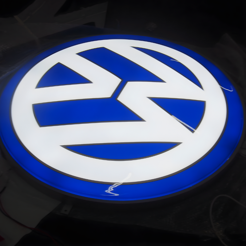Outdoor vacuum-formed blade sign with bright LED illumination
