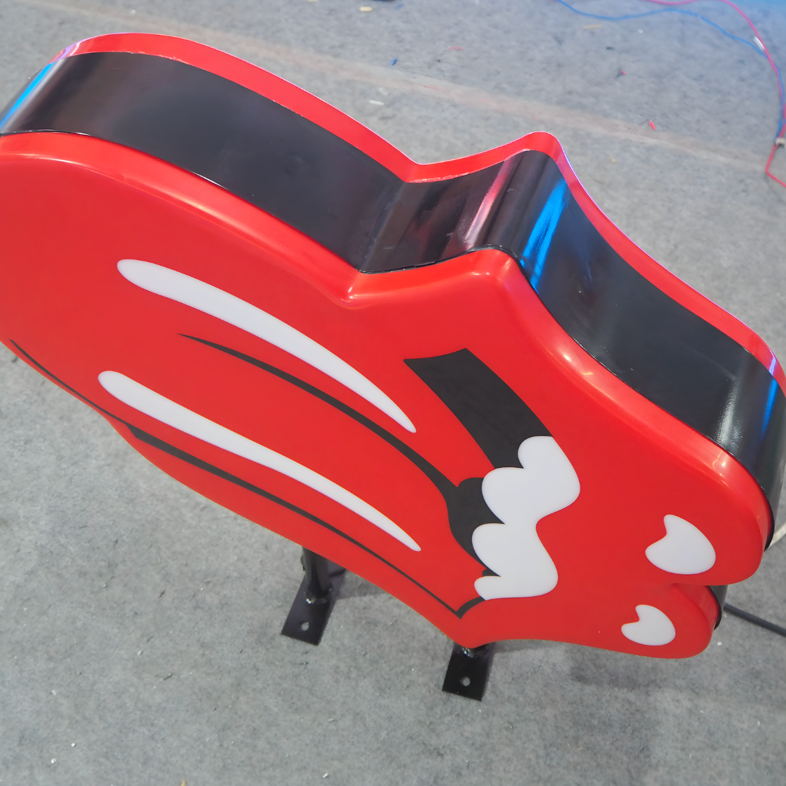 Architectural molded vacuum-formed LED blade sign